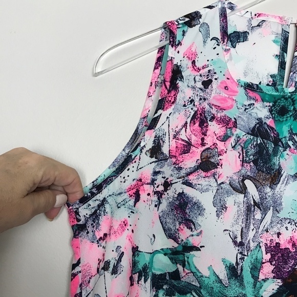 Buddy Love Nadia Daisy Shift Tank Green/Pink/White - Picture 4 of 8